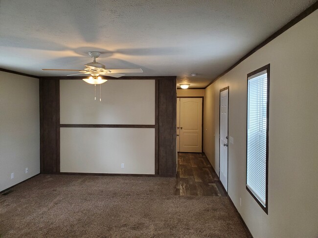 Building Photo - 45 Parakeet Hill Dr