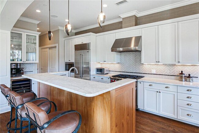 Building Photo - 27 Rivers Edge Dr