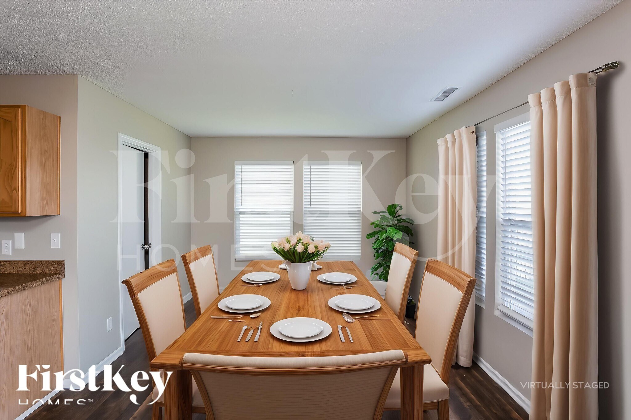 Building Photo - 9518 W Midnight Dr