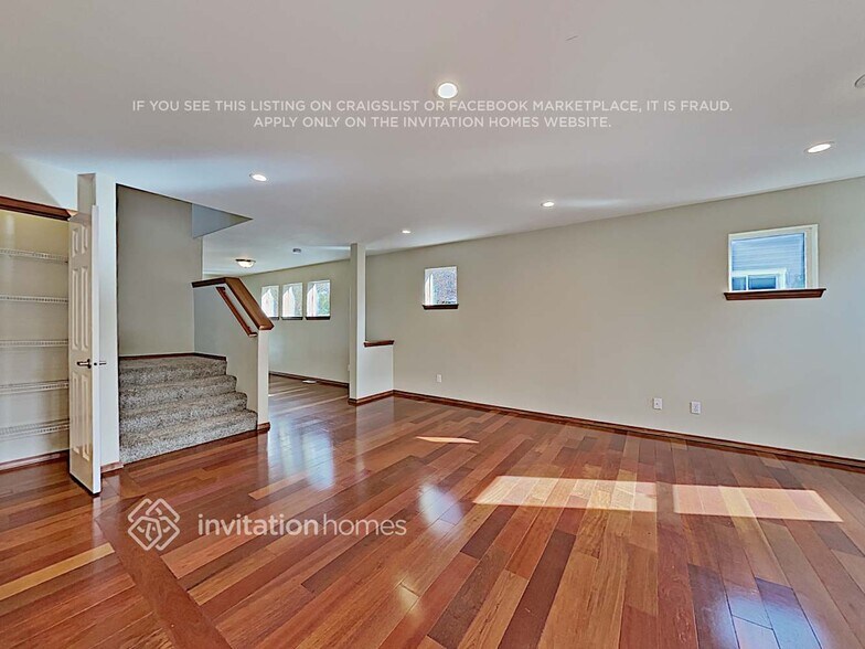 Building Photo - 10307 184th Ave E