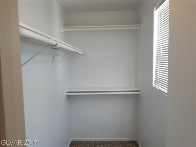 Building Photo - Gorgeous Townhouse for rent!!!