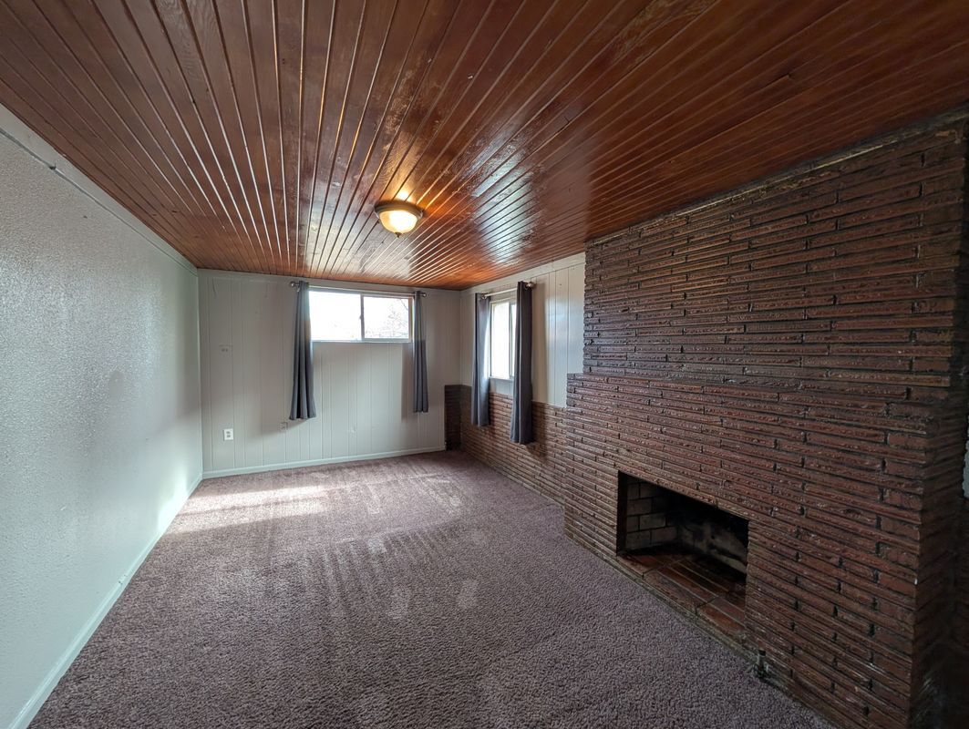 Building Photo - 1649 Florence St