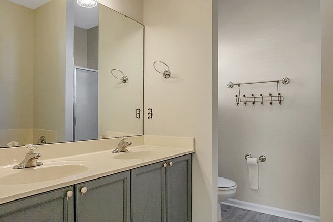 Building Photo - Beautiful Home in Goose Creek 3 Bedroom/2 ...