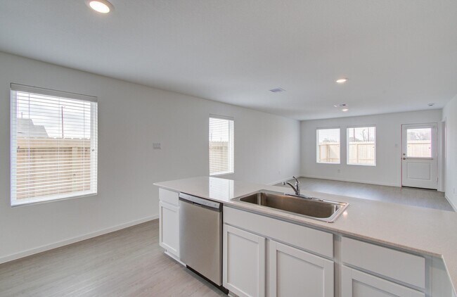 Building Photo - 17925 Valle Cupa Ln