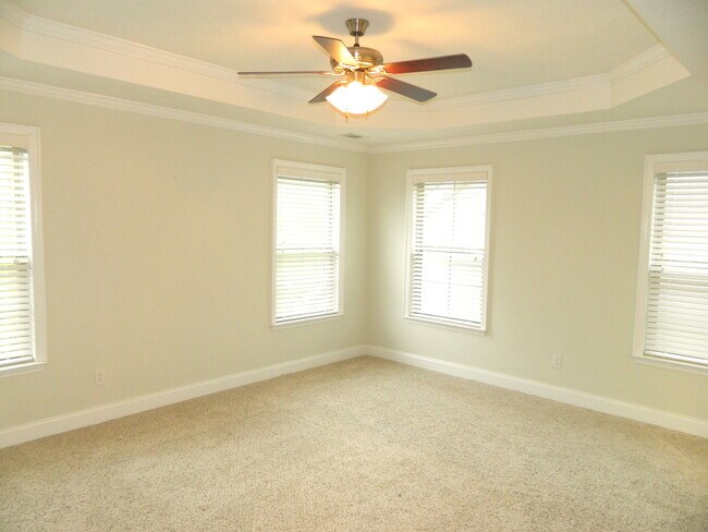 Building Photo - 5564 Connor Dr