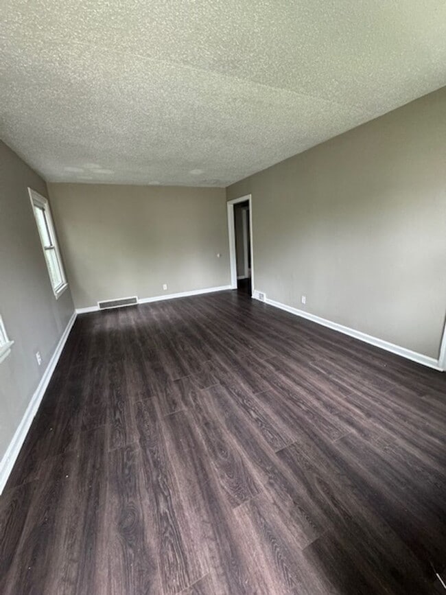 Building Photo - 3531 Bowser Ave
