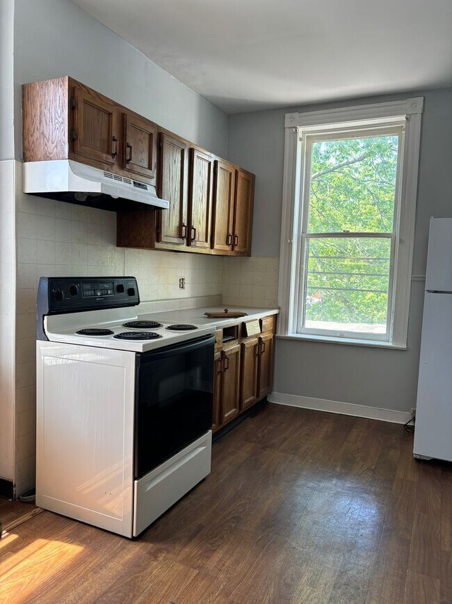 Building Photo - 4531 Louisiana Ave