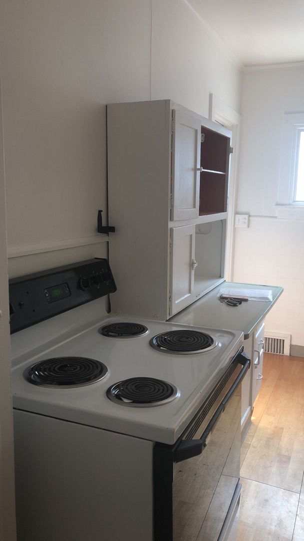 Building Photo - 675-677 NE Opal Street