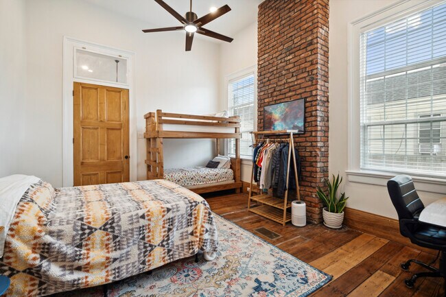 bedroom 2 - 2224 Dumaine St