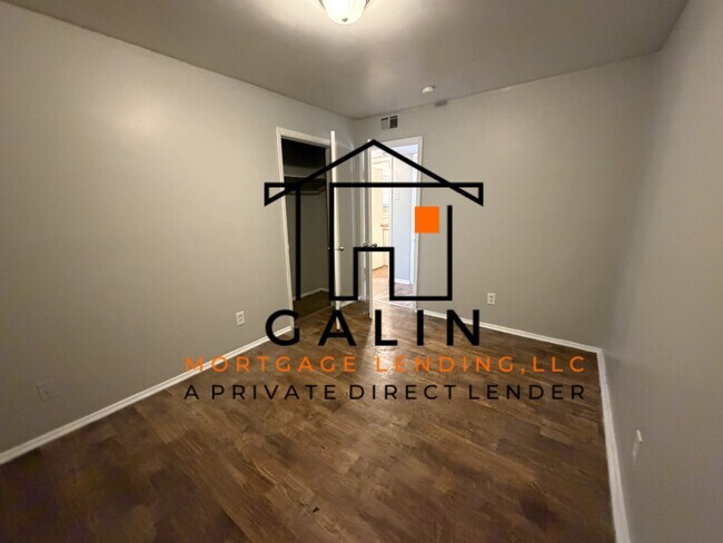 Building Photo - 8 Del Mar Cir