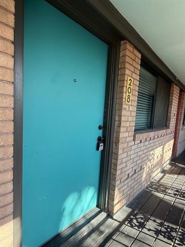 Building Photo - 5004 Live Oak St