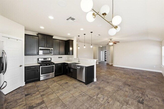 Building Photo - 7013 Brick Slope Path