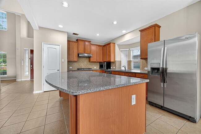 Building Photo - 11002 Kirker Ln