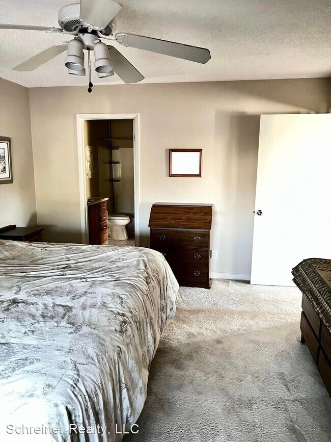 Building Photo - 1 br, 1 bath House - 3270 S. Goldfield #813