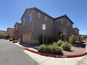 Building Photo - 757 Calamus Palm Pl