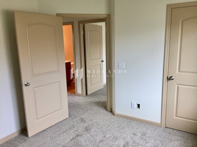Building Photo - New Rambleridge Ranch