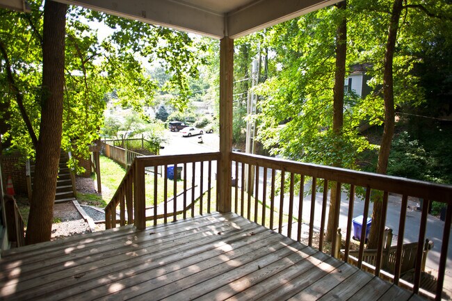 Building Photo - 116 Creel St