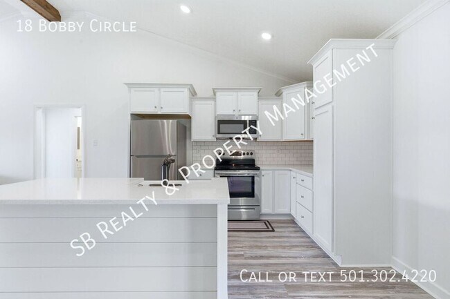 Building Photo - 18 Bobby Cir