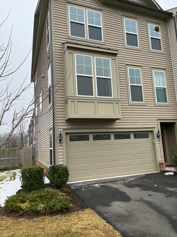 Building Photo - 9035 Connor House Rd