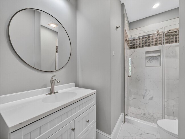 Building Photo - 70 Sherman Pl