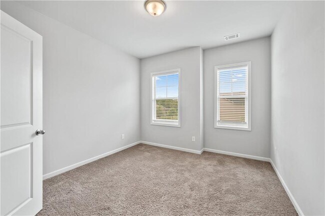 Building Photo - 3343 Ivy Farm Ct