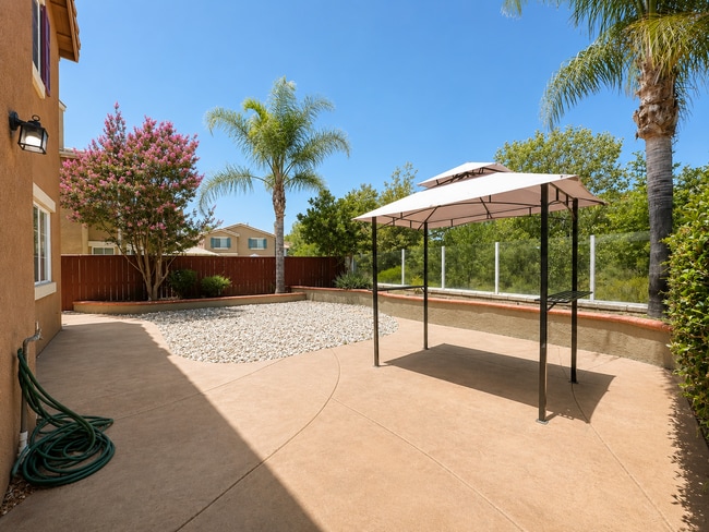 Building Photo - Newly Updated 3 Bedroom Condo in Gated Community in Murrieta
