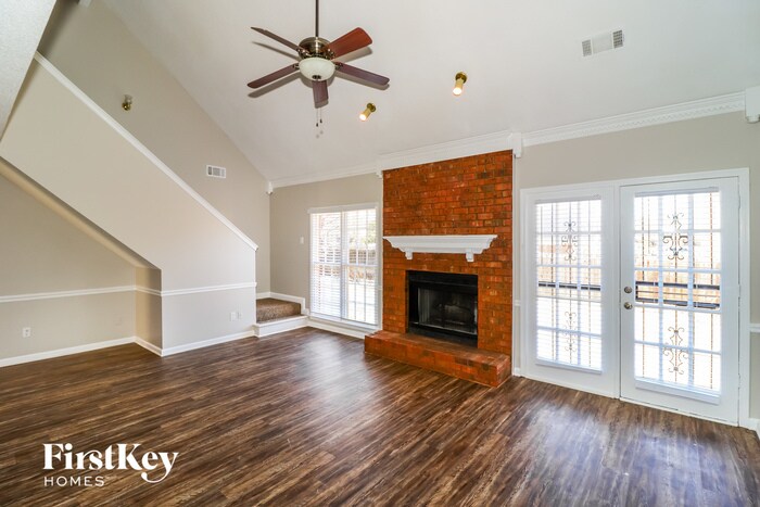Building Photo - 3877 Altruria Rd