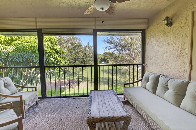 Building Photo - 7455 Glendevon Ln