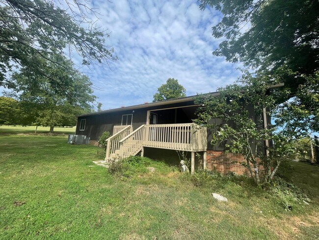 Building Photo - 4473 Moore Ln