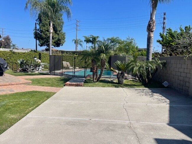 Building Photo - Beautiful single story home in Anaheim Hills. MUST SEE