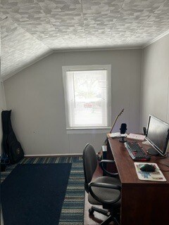 Building Photo - 146 W Cayuga St