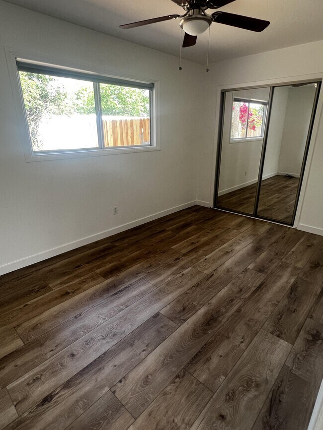 Building Photo - 11935 Sapota Dr