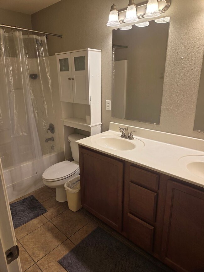 Building Photo - 4535 W Sweetgum Ln
