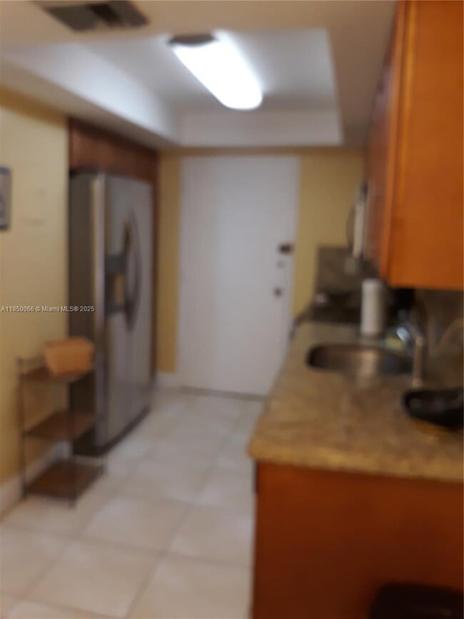 Building Photo - 18031 Biscayne Blvd