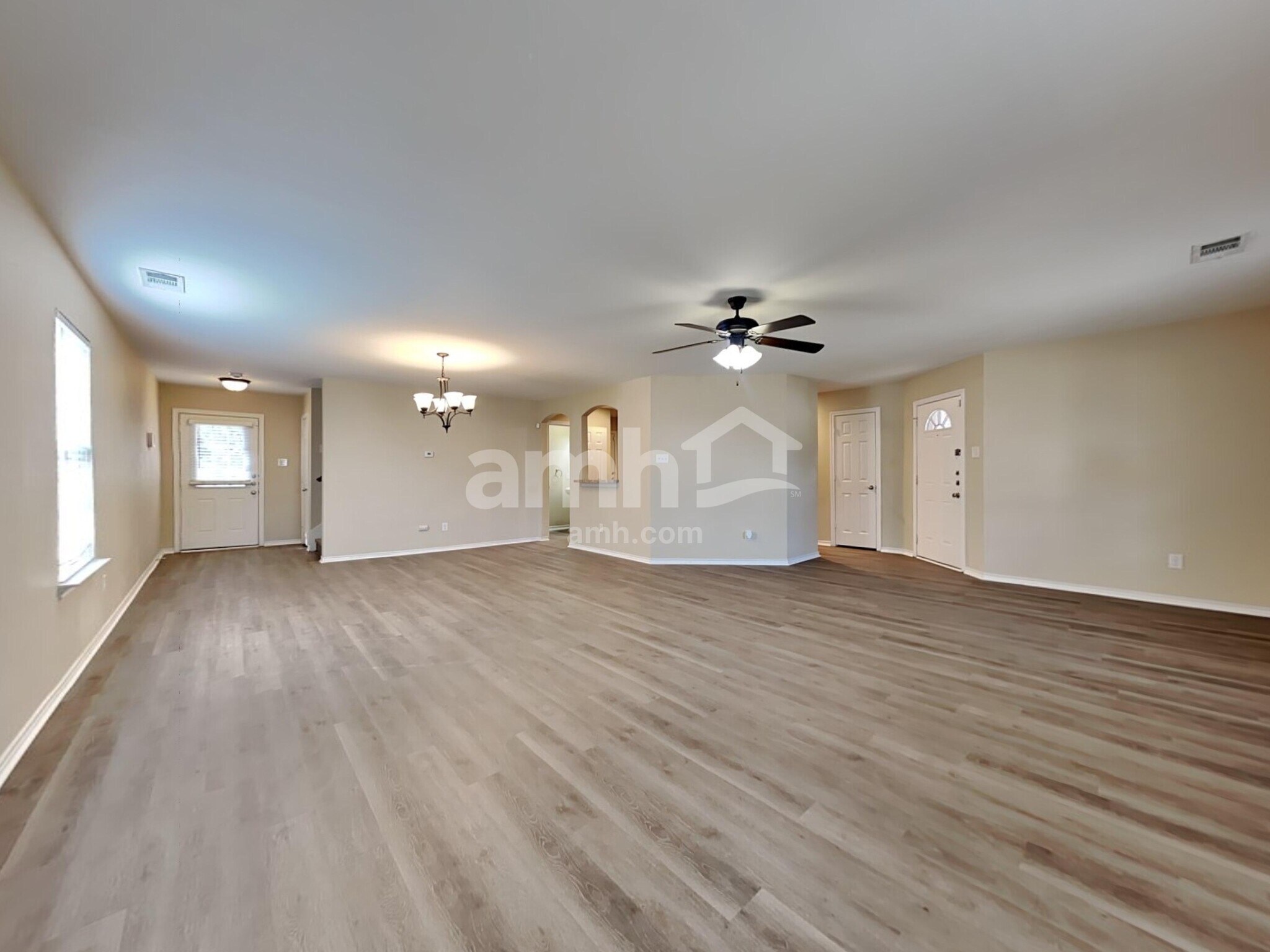 Building Photo - 587 Lentisco Dr