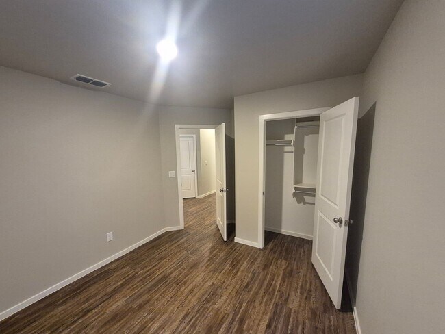 Building Photo - Cypress -2119 N Jayton Avenue
