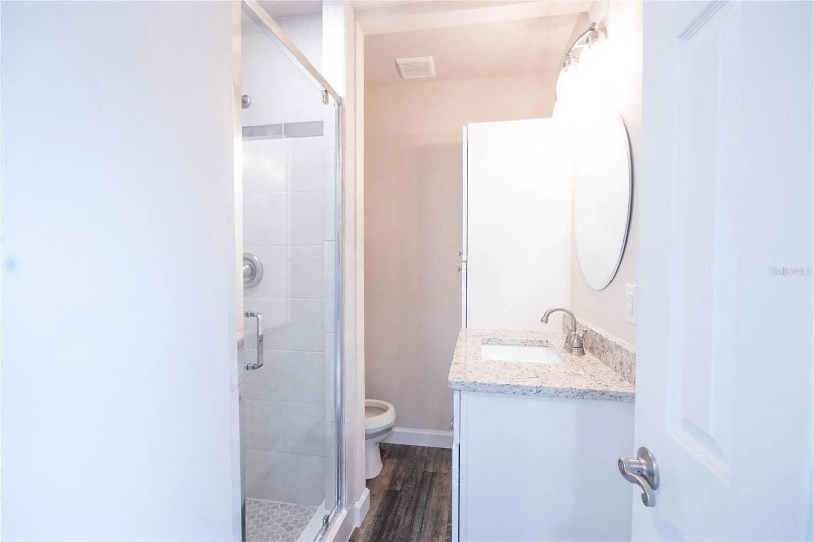 Building Photo - 2 Bed/2 Bath