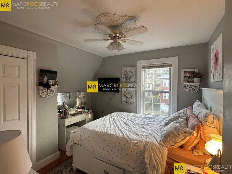 Building Photo - 144 Nonantum St