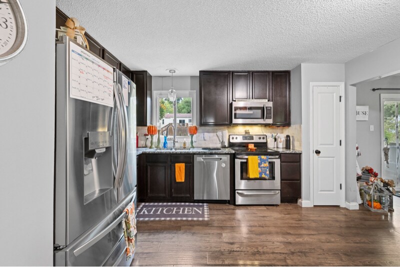 Building Photo - 751 Windingpath Ln