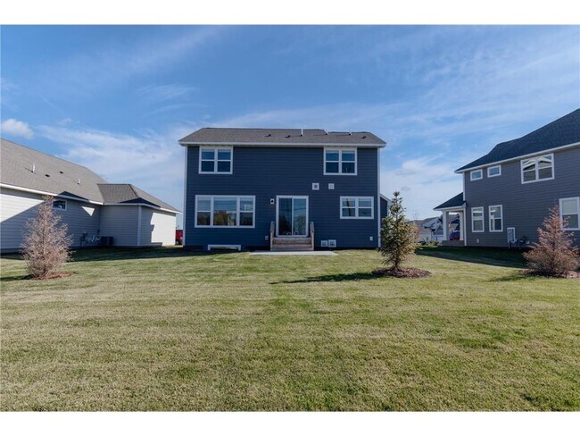 Building Photo - 10226 Arrowwood Path