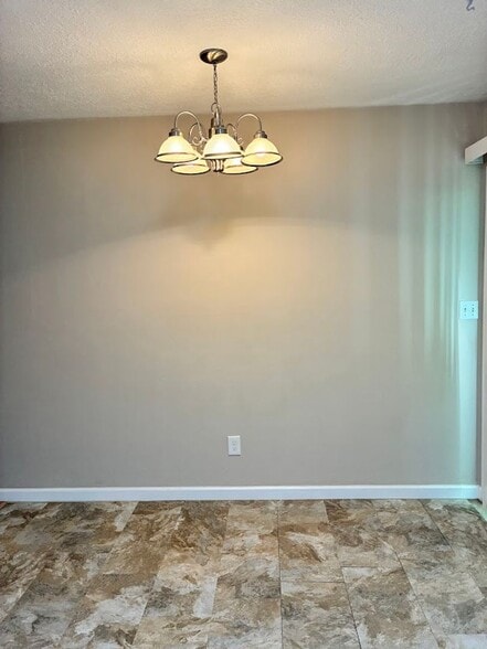 Building Photo - 4122-4130 SE Howe St