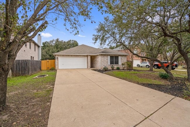 Building Photo - 905 Lodosa Dr