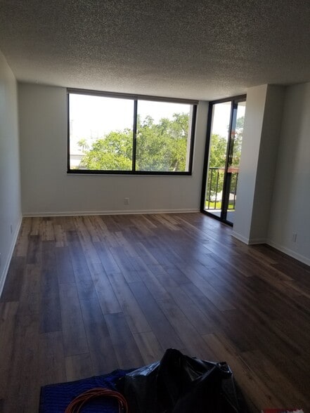 Living Room - 6269 Palma del Mar Blvd S