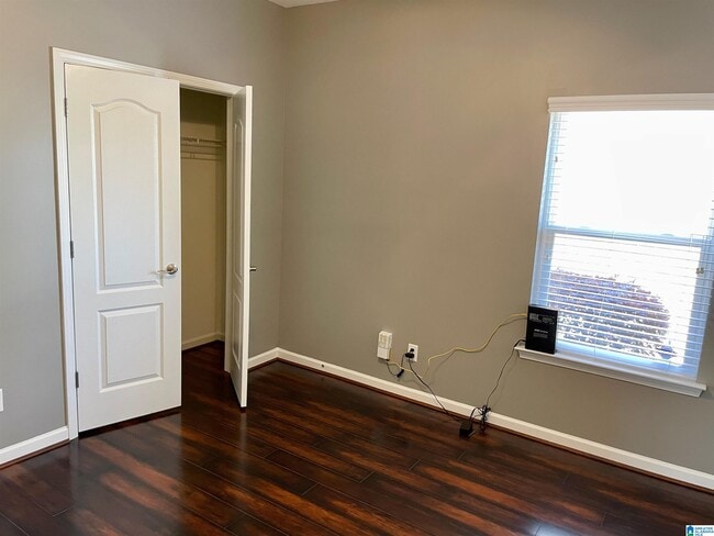 Building Photo - 27152715 Oxmoor Glen Dr