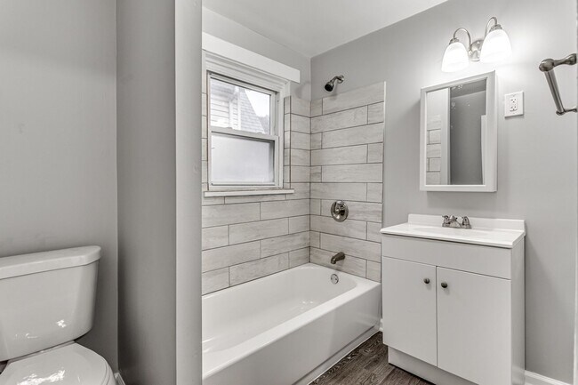 Building Photo - Renovated 3 Bed, 1 Bath Home in Swissvale - Covered Porch, Large Backyard - Available Now!