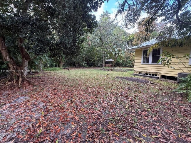 Building Photo - 3972 Loquat Ave