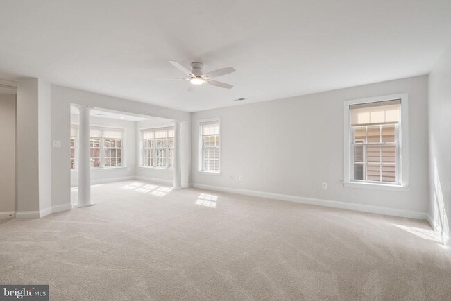 Building Photo - 9185 Topaz St