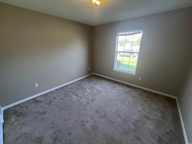 Building Photo - 54 W Plaza Blvd