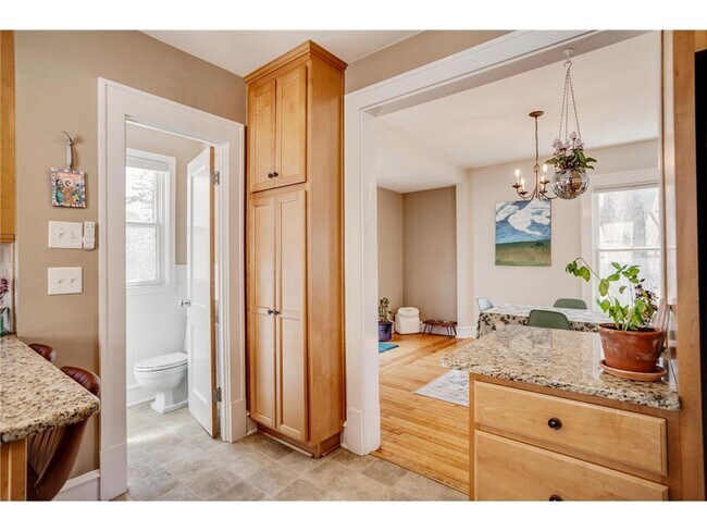 Building Photo - 3521 Girard Ave S