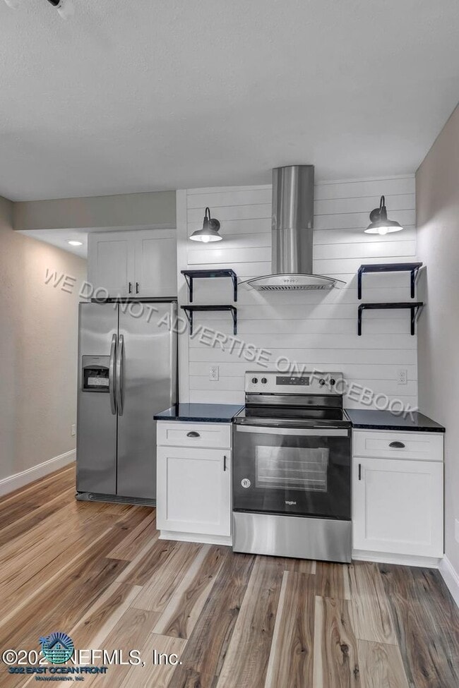 Building Photo - Lovely 2 bedroom / 1 bathroom home now ava...